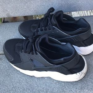 Nike Huaraches